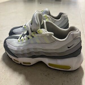 Nike Air Max 95 White/Wolf Grey